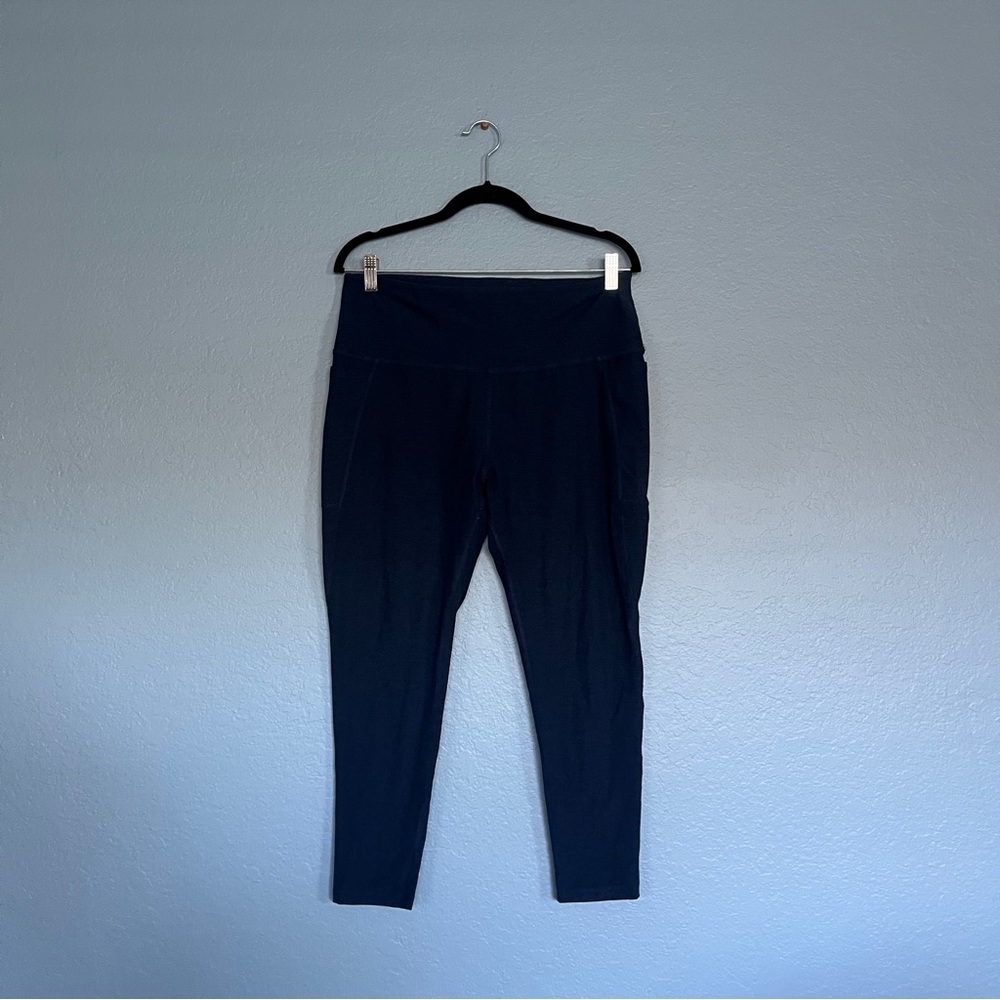 Beyond Yoga Navy High Waisted Leggings